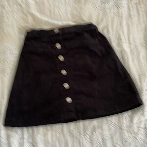 Girls size 10 black velvet mini skirt from the children’s place.